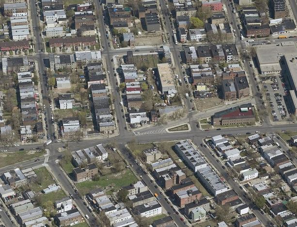 east new york: dumont av - montaux av